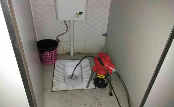 富拉尔基蹲便疏通